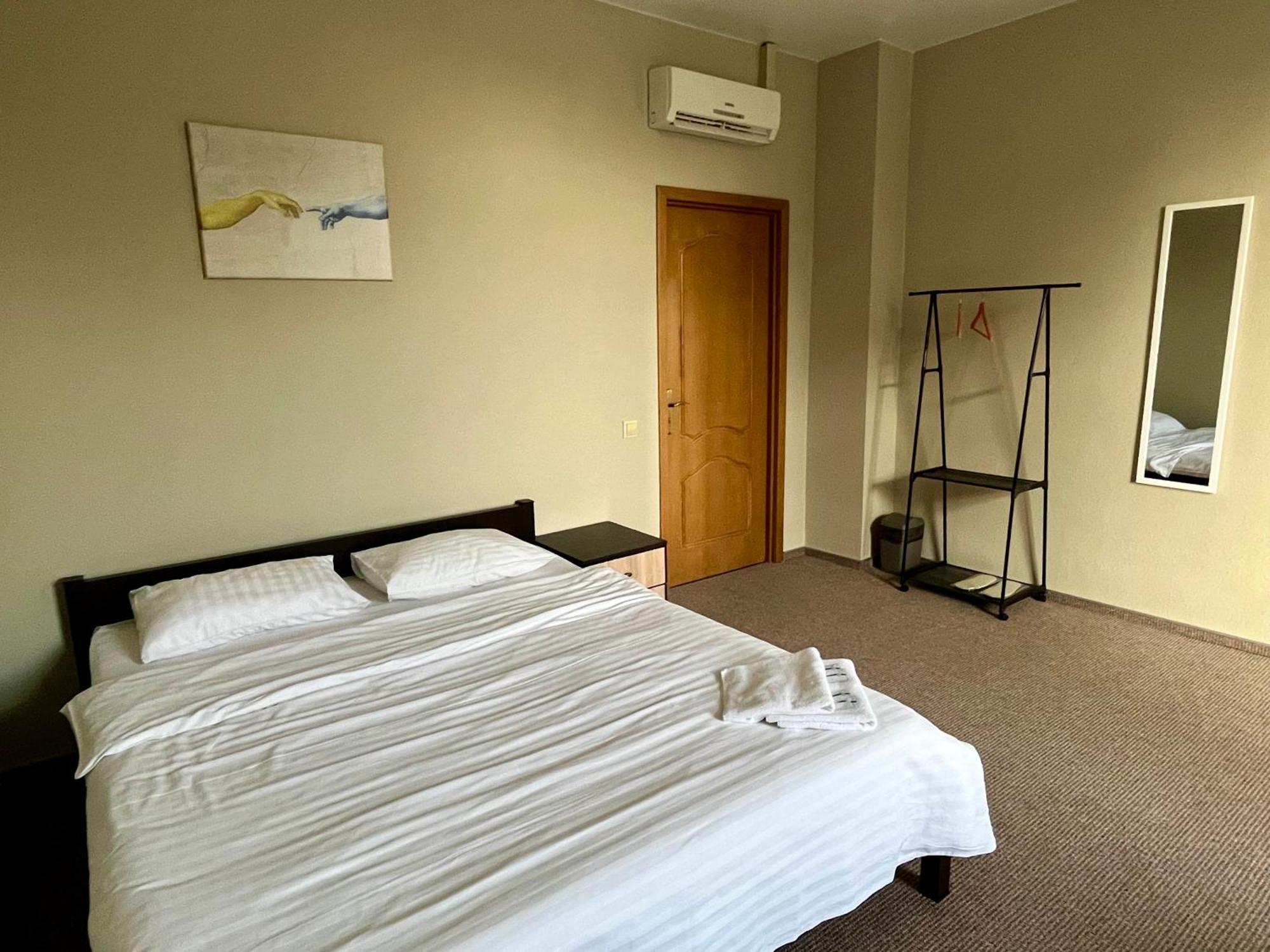 4Room Hostel Kiev Ruang foto