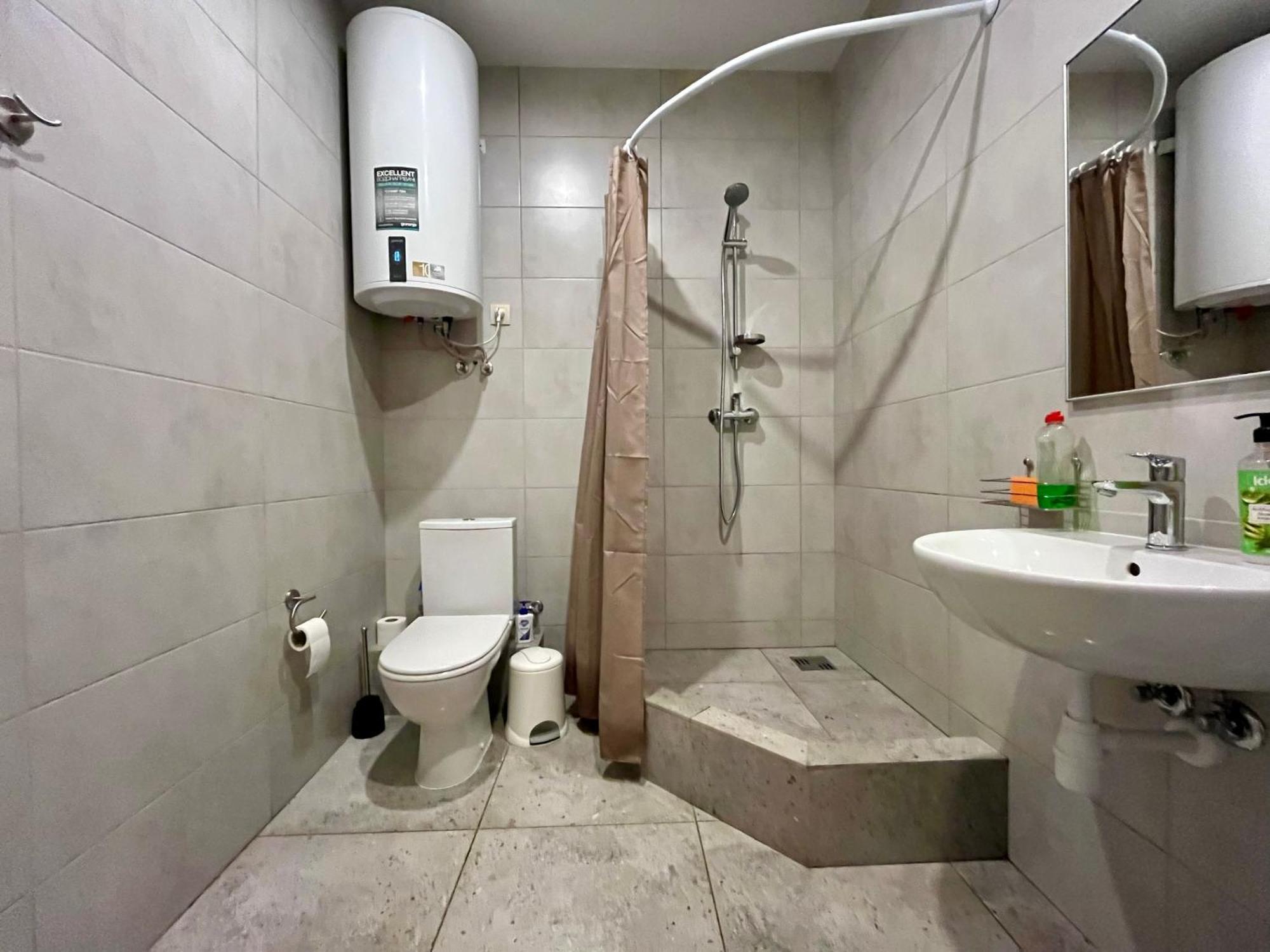4Room Hostel Kiev Bagian luar foto
